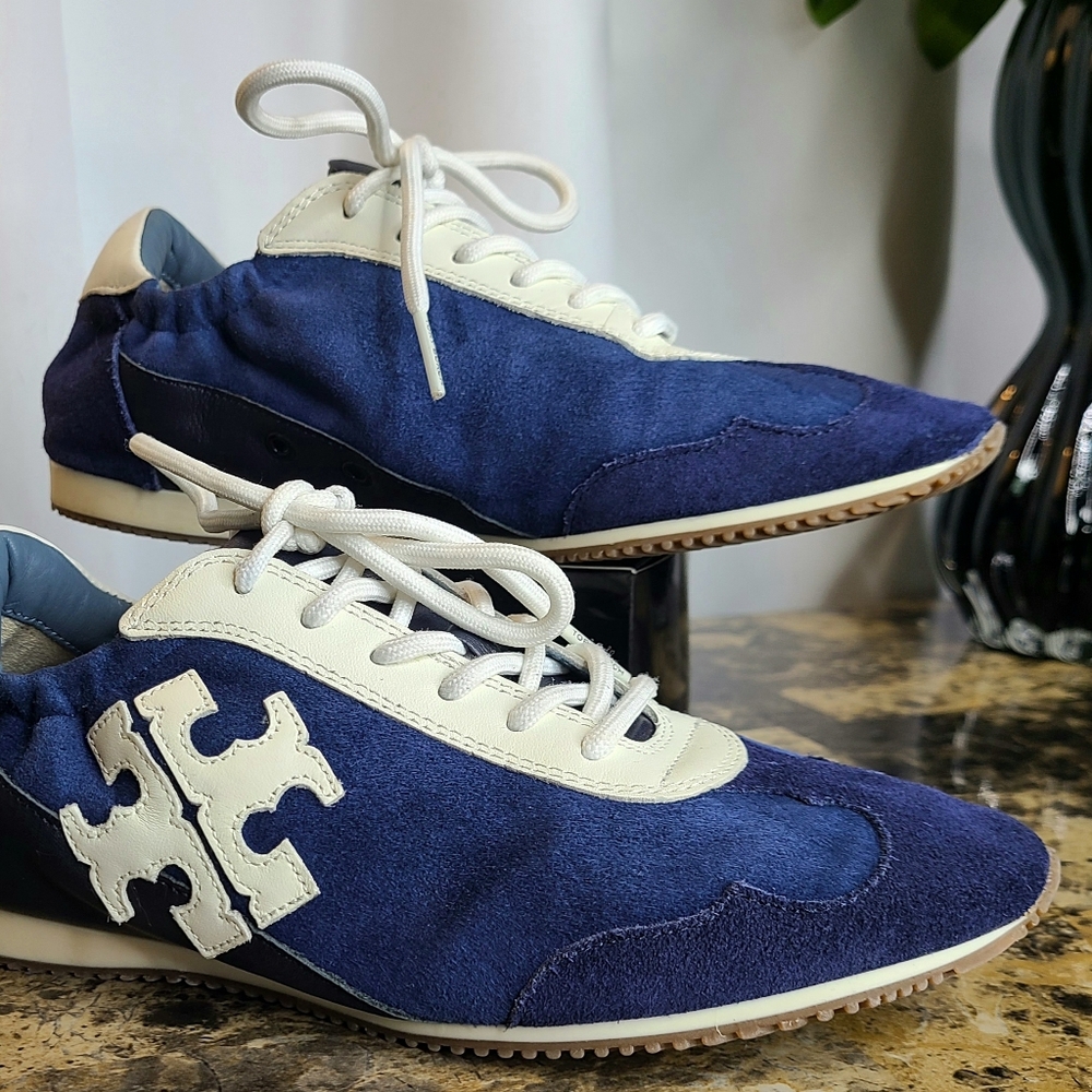 *SOLD* Genuine Tory Burch Sneakers 6.5M